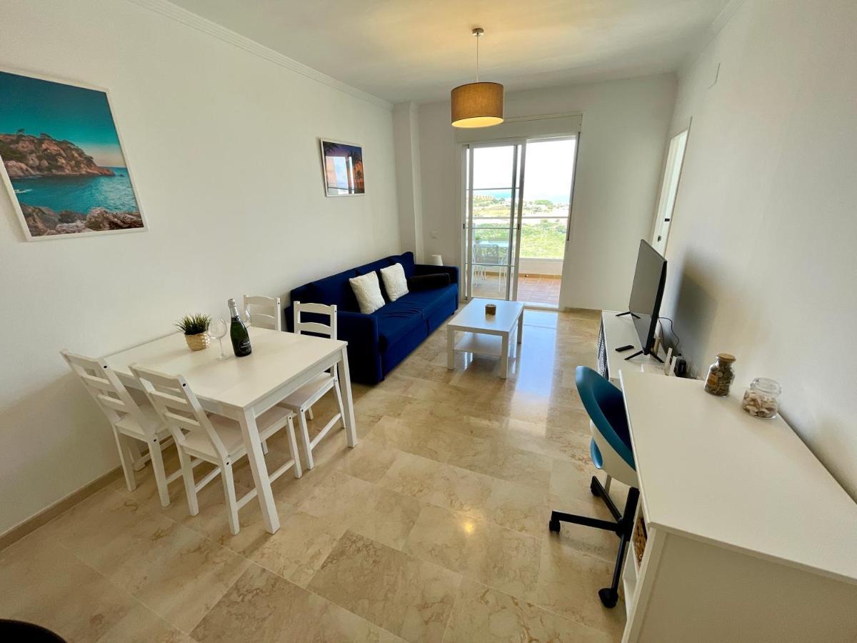 Top Sea View Apartment - 7 Minutes To Sotogrande Castillo de Sabinillas Екстер'єр фото