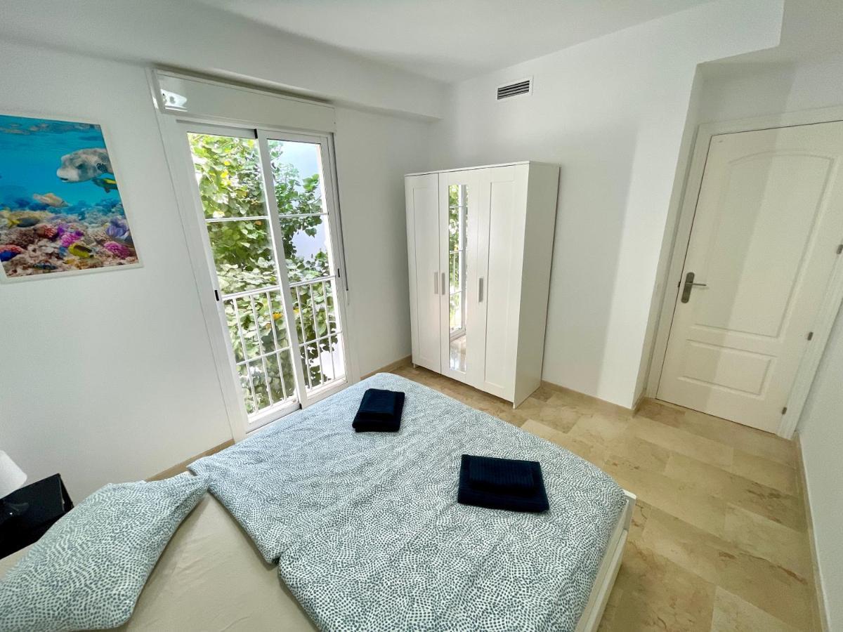 Top Sea View Apartment - 7 Minutes To Sotogrande Castillo de Sabinillas Екстер'єр фото